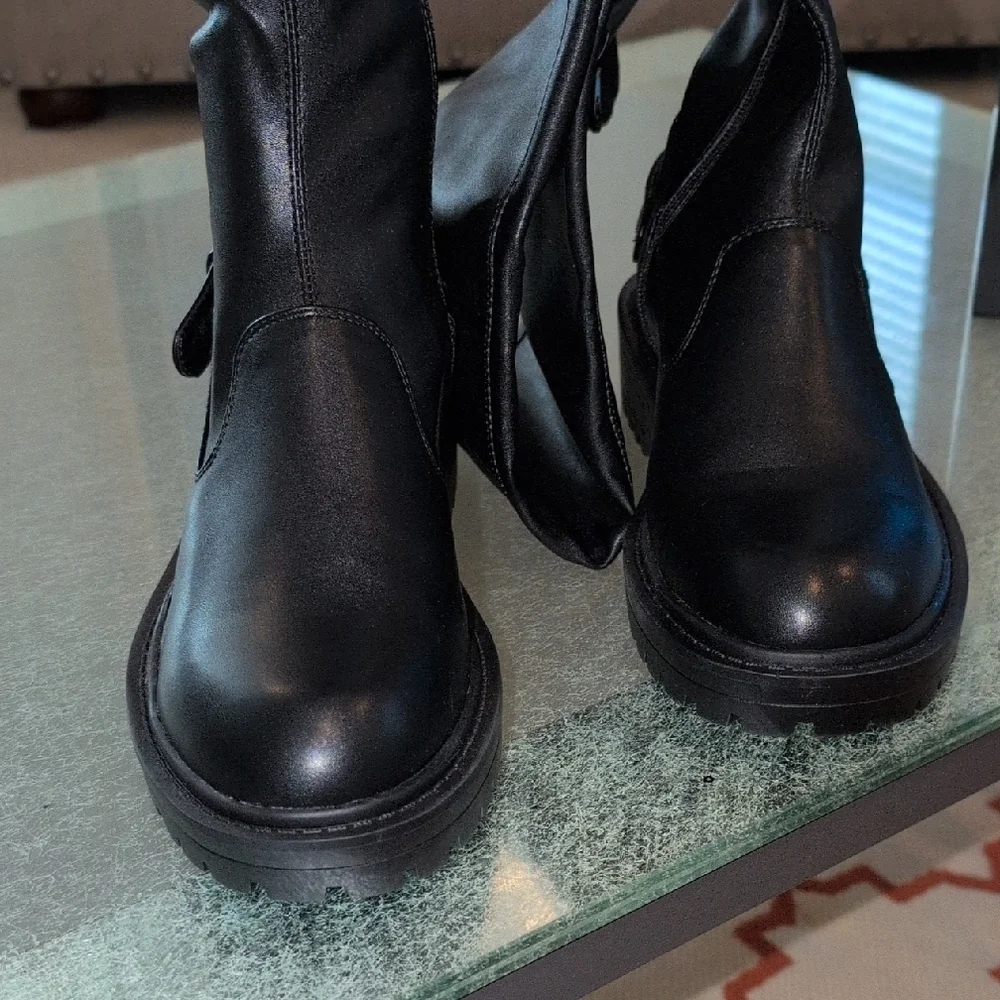 Black Over-the-Knee Women's Boots U S 9  UK 7
